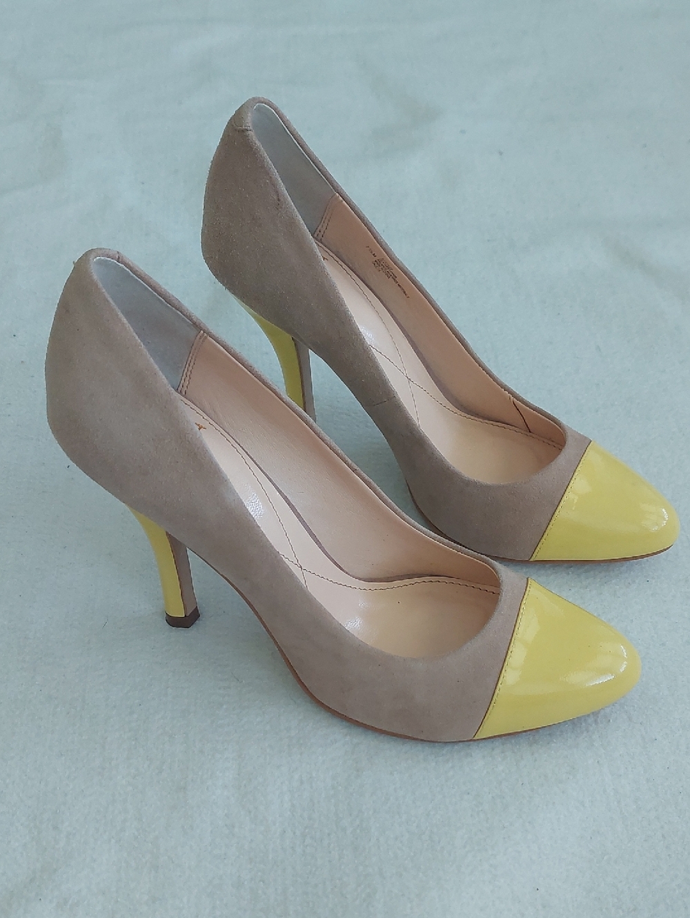 ISOLA Suede Leather Monochrome Heels NWOT